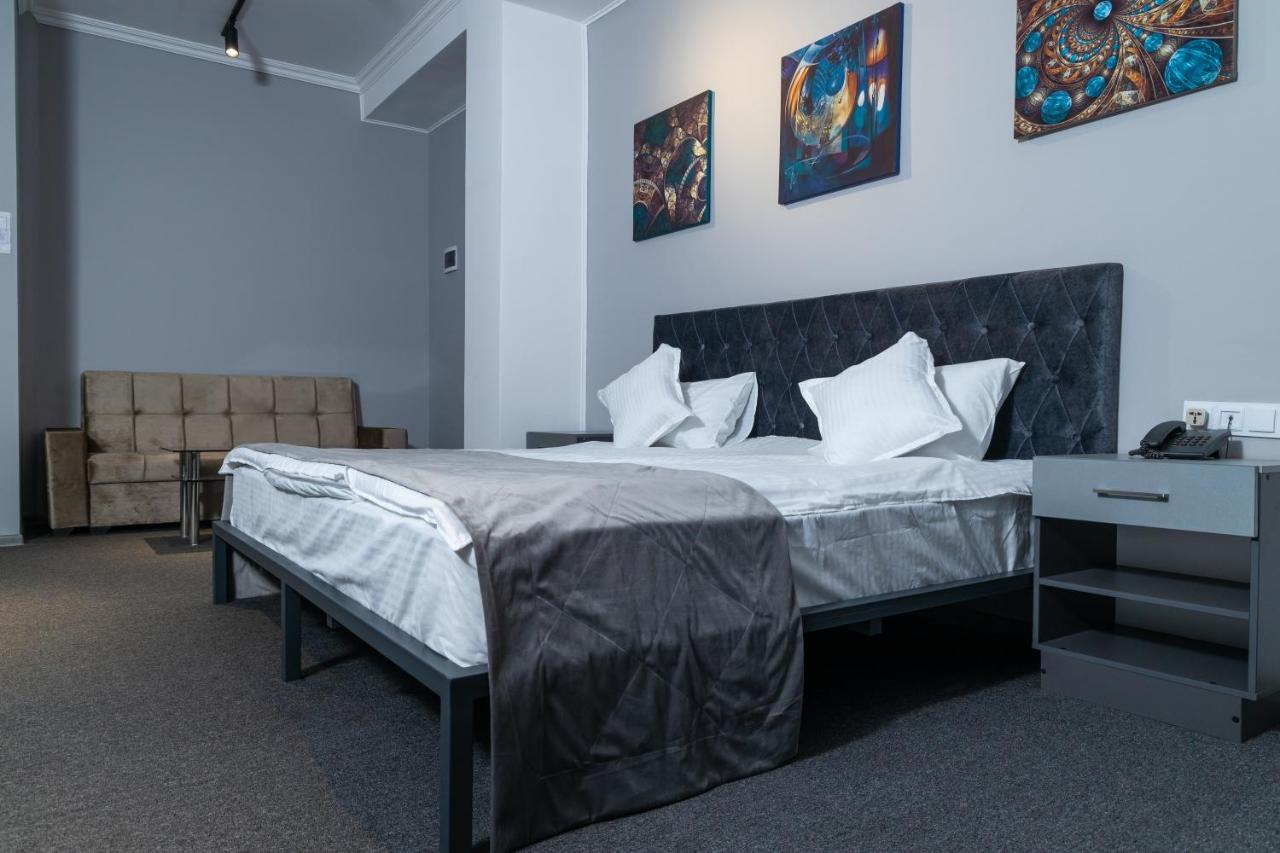 The Time Hotel Tashkent Ngoại thất bức ảnh