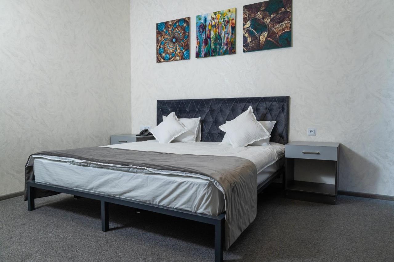 The Time Hotel Tashkent Ngoại thất bức ảnh